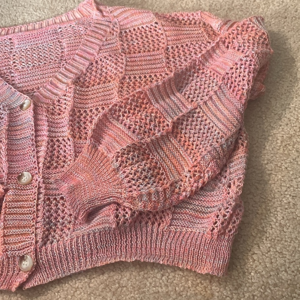 Gorgeous open weave lightweight cropped sweater for Summer size Large NWOT - Picture 4 of 5